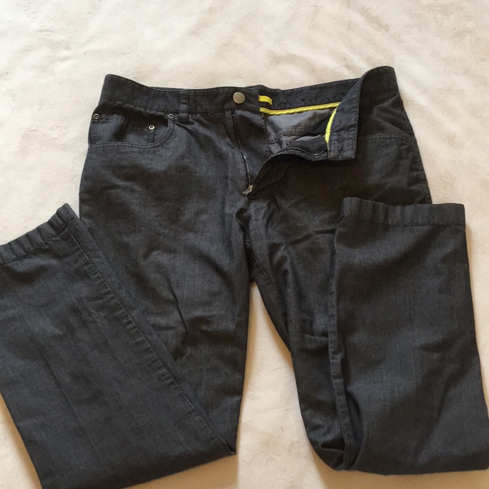 Fitted casual pants